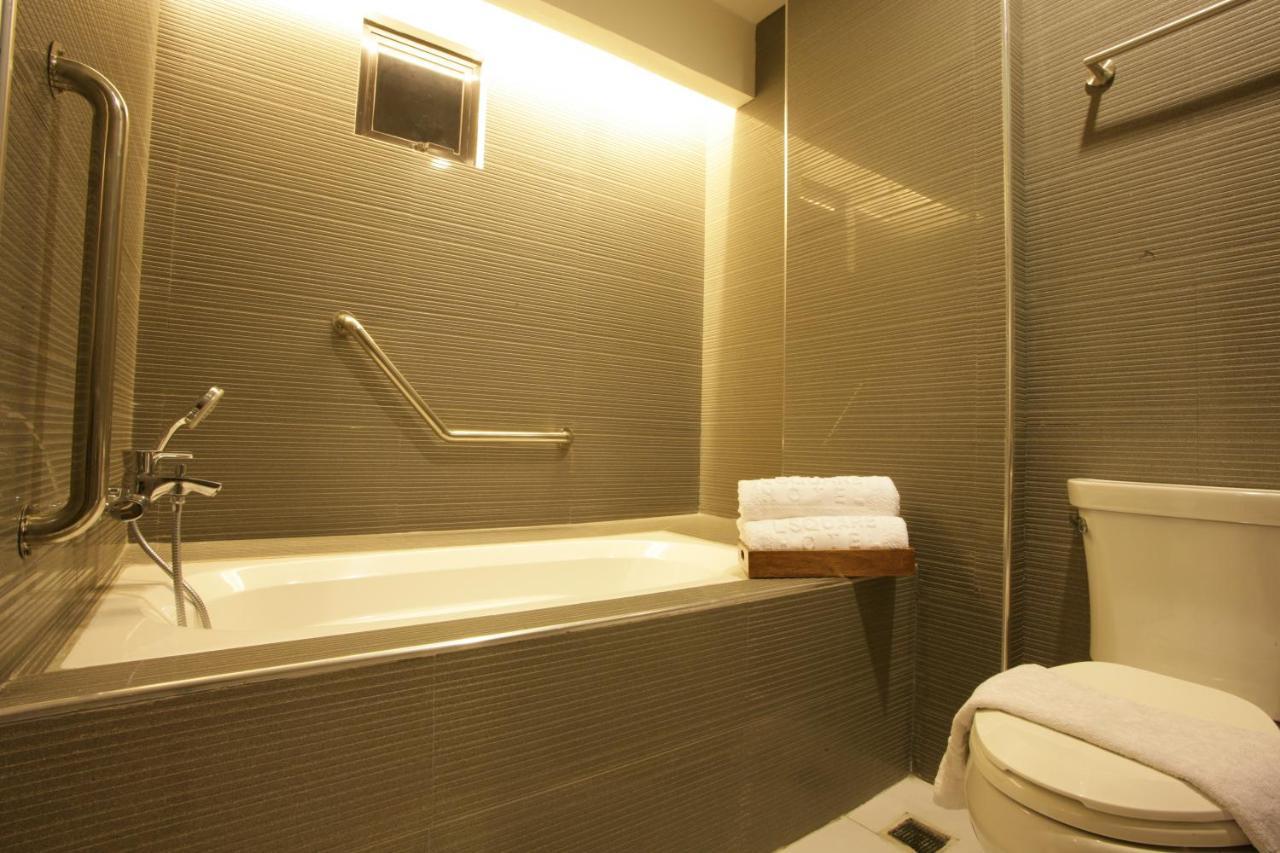 L Square Hotel Tarlac City Zewnętrze zdjęcie